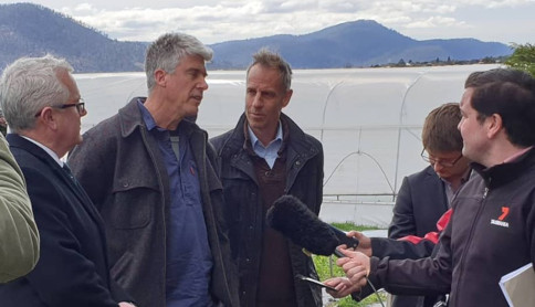 Prominent Tasmanians warn of threat to GMO moratorium